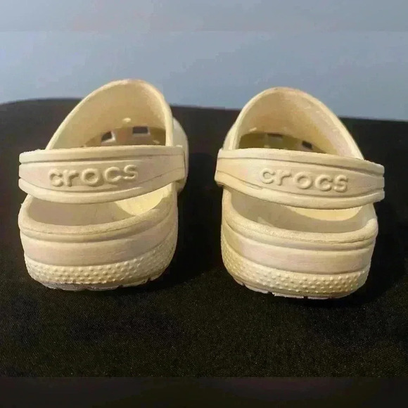 Child Size 12 White CROCS - Picture 4 of 8